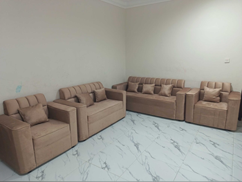الأرائك والكنب والكراسي لايف ستايل  طقم كنب  - قماش  - بني