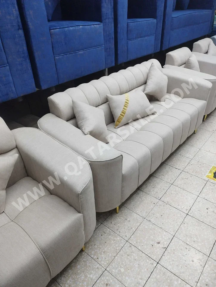 الأرائك والكنب والكراسي لايف ستايل  طقم كنب  - قماش  - اللون البيج