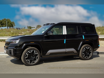 بي واي دي  ليوبارد 8  فلاك شب  2025  اوتوماتيك  1 كم  4 سلندر  دفع رباعي  اس يو في  أسود