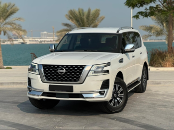 Nissan Patrol XE 2020 Automatic 90,000 Km 6 Cylinder Four Wheel Drive (4WD) SUV White
