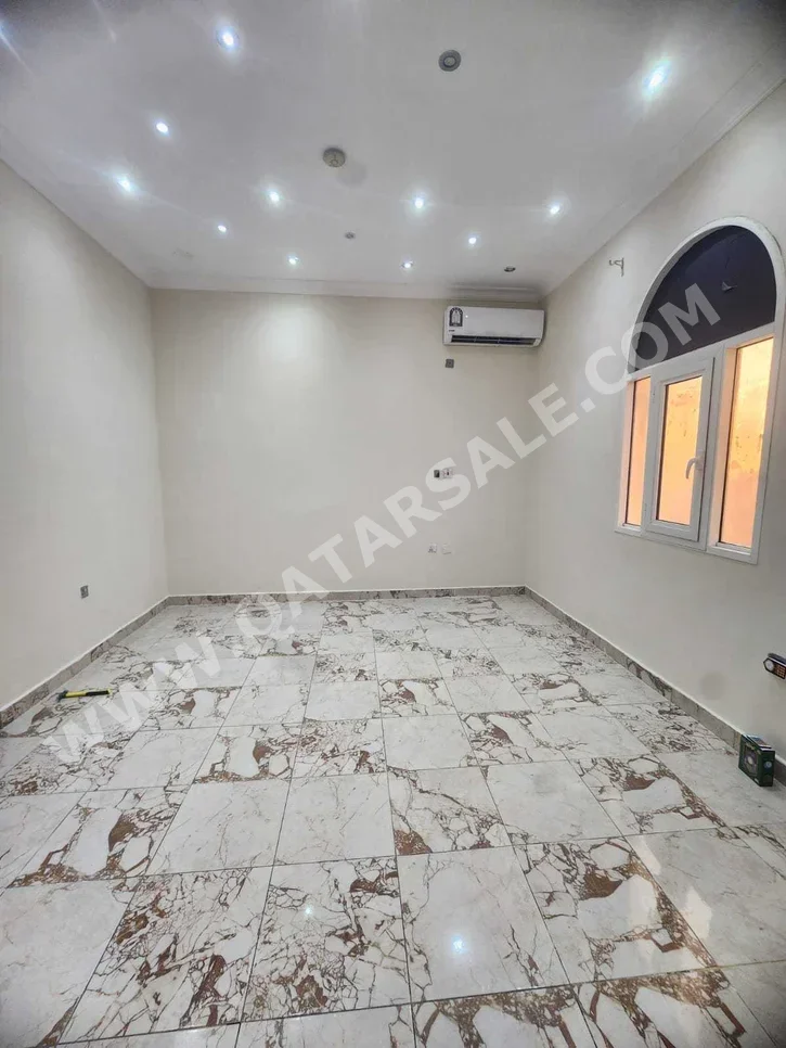 خدمية - غير مفروشة - الريان - معيذر - 6 غرف نوم