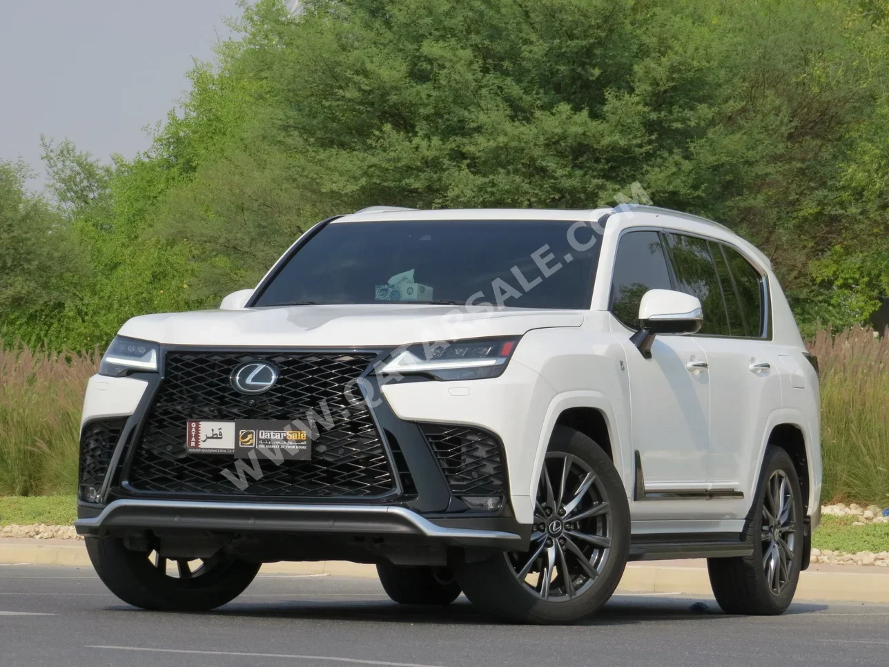 لكزس ال اكس 600 اف سبورت 2023 اوتوماتيك 50,000 كم 6 سلندر دفع رباعي اس يو في أبيض تحت الضمان