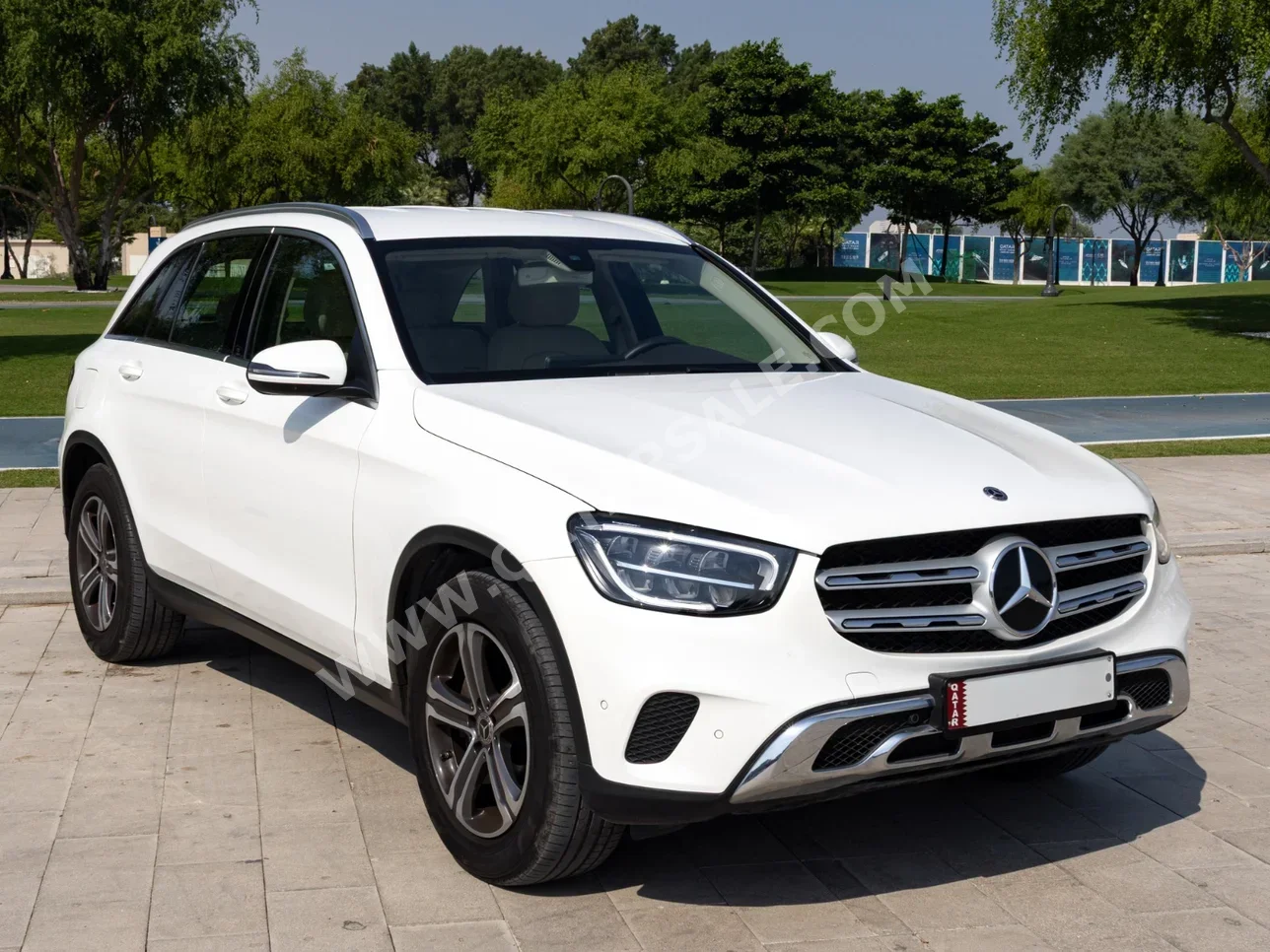 مرسيدس - بنز  جي ال سي  200  2020  اوتوماتيك  43,000 كم  4 سلندر  دفع رباعي  اس يو في  أبيض