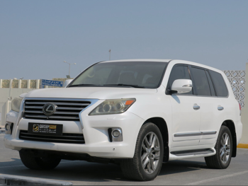 لكزس  ال اكس  570  2014  اوتوماتيك  403,000 كم  8 سلندر  دفع رباعي  اس يو في  أبيض