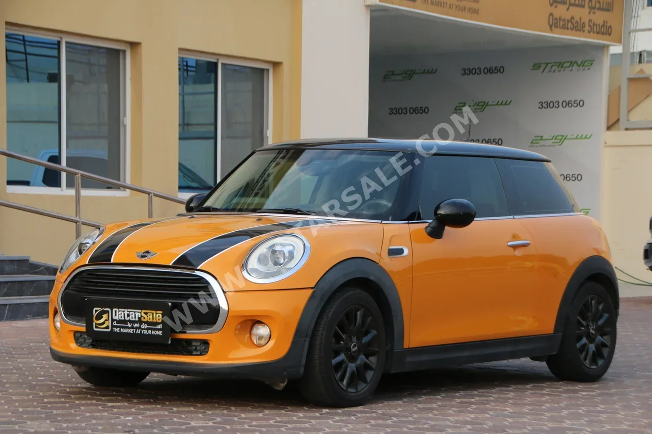 ميني كوبر اس 2016 اوتوماتيك 71,000 كم 4 سلندر سحب امامي هاتشباك برتقالي