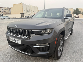 جييب جراند شيروكي ليميتد 2025 اوتوماتيك 0 كم 6 سلندر دفع رباعي اس يو في رمادي تحت الضمان