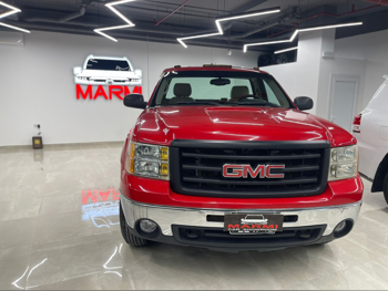 GMC  Sierra  1500  2010  Automatic  258,000 Km  8 Cylinder  Four Wheel Drive (4WD)  Pick Up  Red