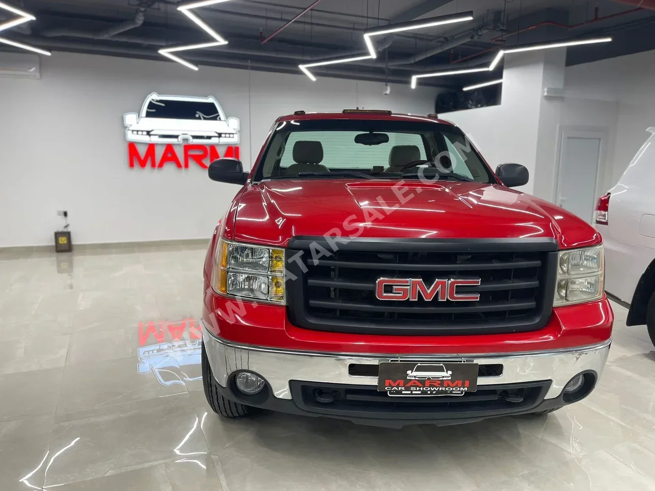GMC Sierra 1500 2010 Automatic 258,000 Km 8 Cylinder Four Wheel Drive (4WD) Pick Up Red