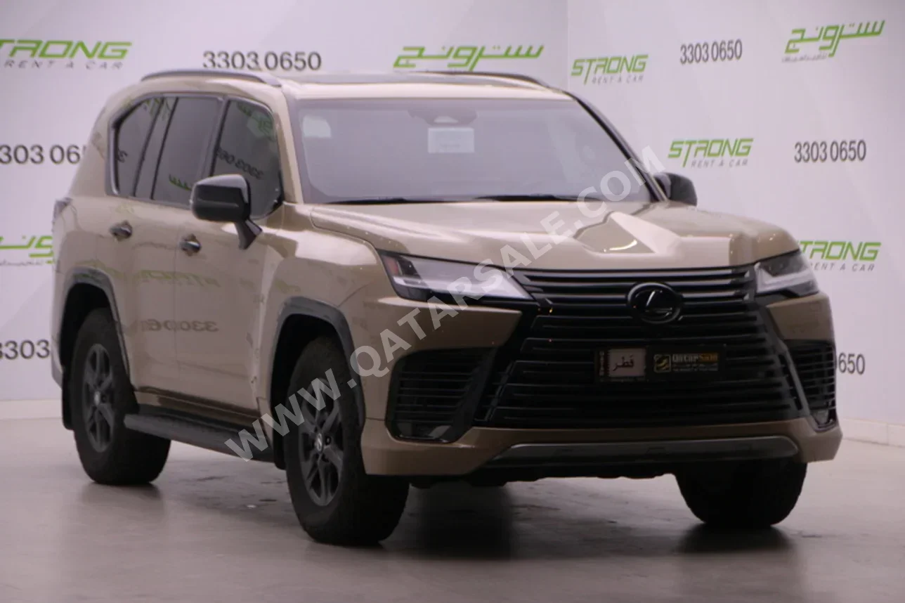 لكزس ال اكس 600 اوفرتريل 2025 اوتوماتيك 1,800 كم 6 سلندر دفع رباعي اس يو في بيج تحت الضمان