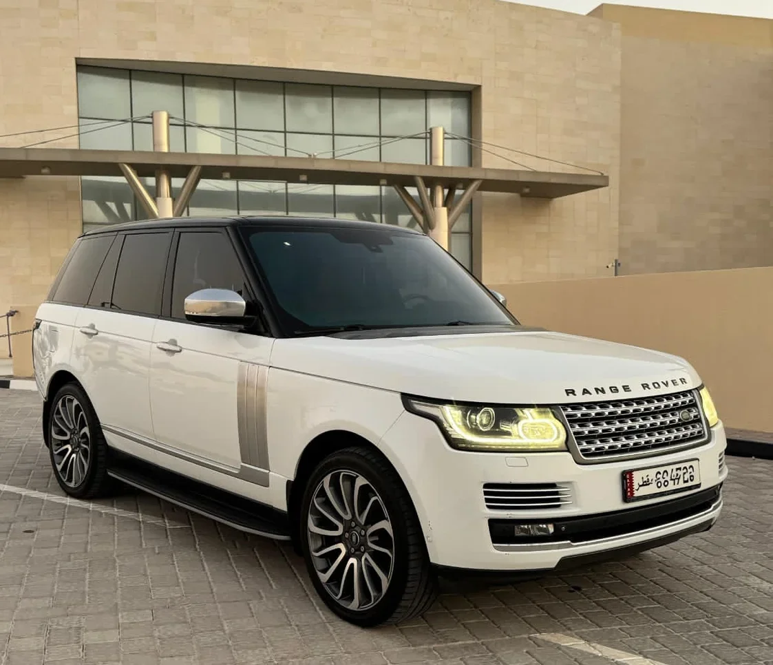 Land Rover Range Rover Vogue Autobiography 2014 Automatic 165,000 Km 8 Cylinder Four Wheel Drive (4WD) SUV White