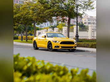 Ford  Mustang  GT-CS  2017  Automatic  49,000 Km  8 Cylinder  All Wheel Drive (AWD)  Coupe / Sport  Yellow  With Warranty