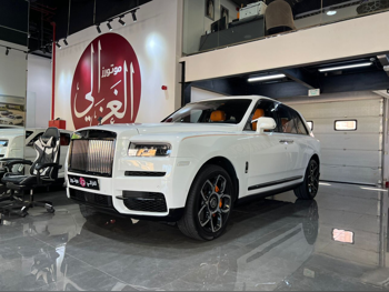 Rolls-Royce  Ghost  Black Badge  2022  Automatic  31,000 Km  12 Cylinder  Four Wheel Drive (4WD)  SUV  White  With Warranty