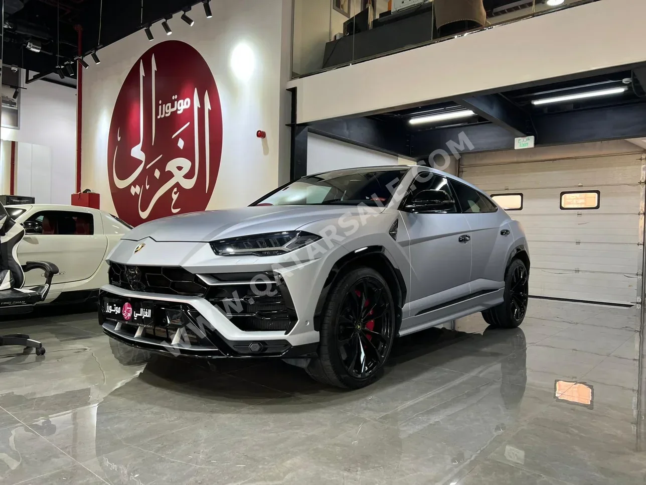 Lamborghini Urus 2019 Automatic 88,000 Km 8 Cylinder Four Wheel Drive (4WD) SUV Silver