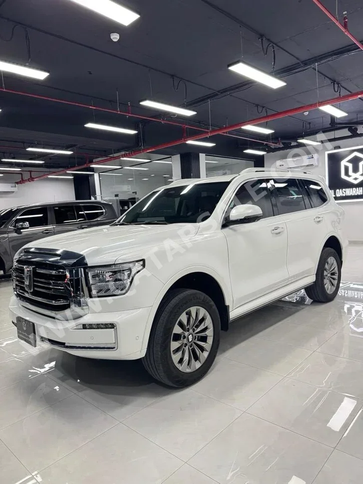 جي دبليو ام تانك 500 2026 اوتوماتيك 18,000 كم 6 سلندر دفع رباعي اس يو في أبيض تحت الضمان