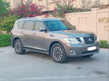 Nissan  Patrol  Platinum  2016  Automatic  300,000 Km  8 Cylinder  Four Wheel Drive (4WD)  SUV  Gray