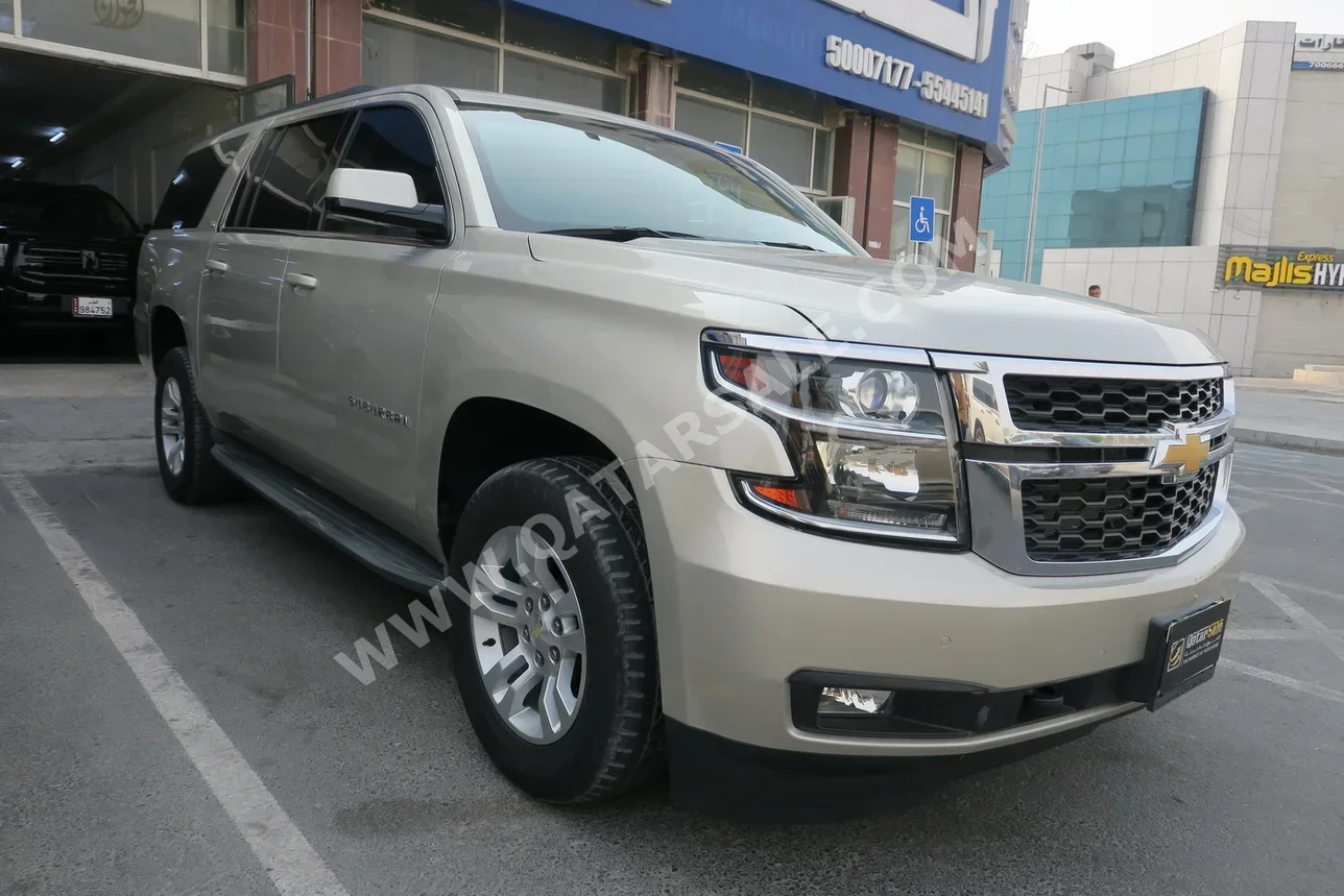 شفروليه سوبربان 2016 اوتوماتيك 160,000 كم 8 سلندر دفع رباعي اس يو في ذهبي