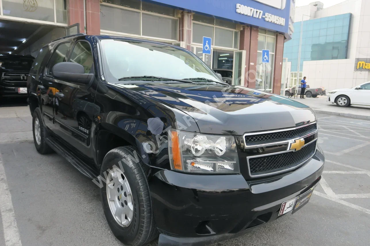 شفروليه  تاهو  2013  اوتوماتيك  128,000 كم  8 سلندر  دفع رباعي  اس يو في  أسود