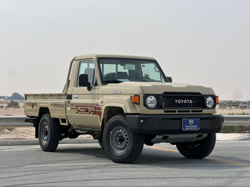 Toyota  Land Cruiser  LX  2025  Automatic  0 Km  6 Cylinder  Four Wheel Drive (4WD)  Pick Up  Beige  With Warranty