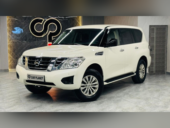 نيسان  باترول  أكس أي  2019  اوتوماتيك  203,000 كم  6 سلندر  دفع رباعي  اس يو في  أبيض