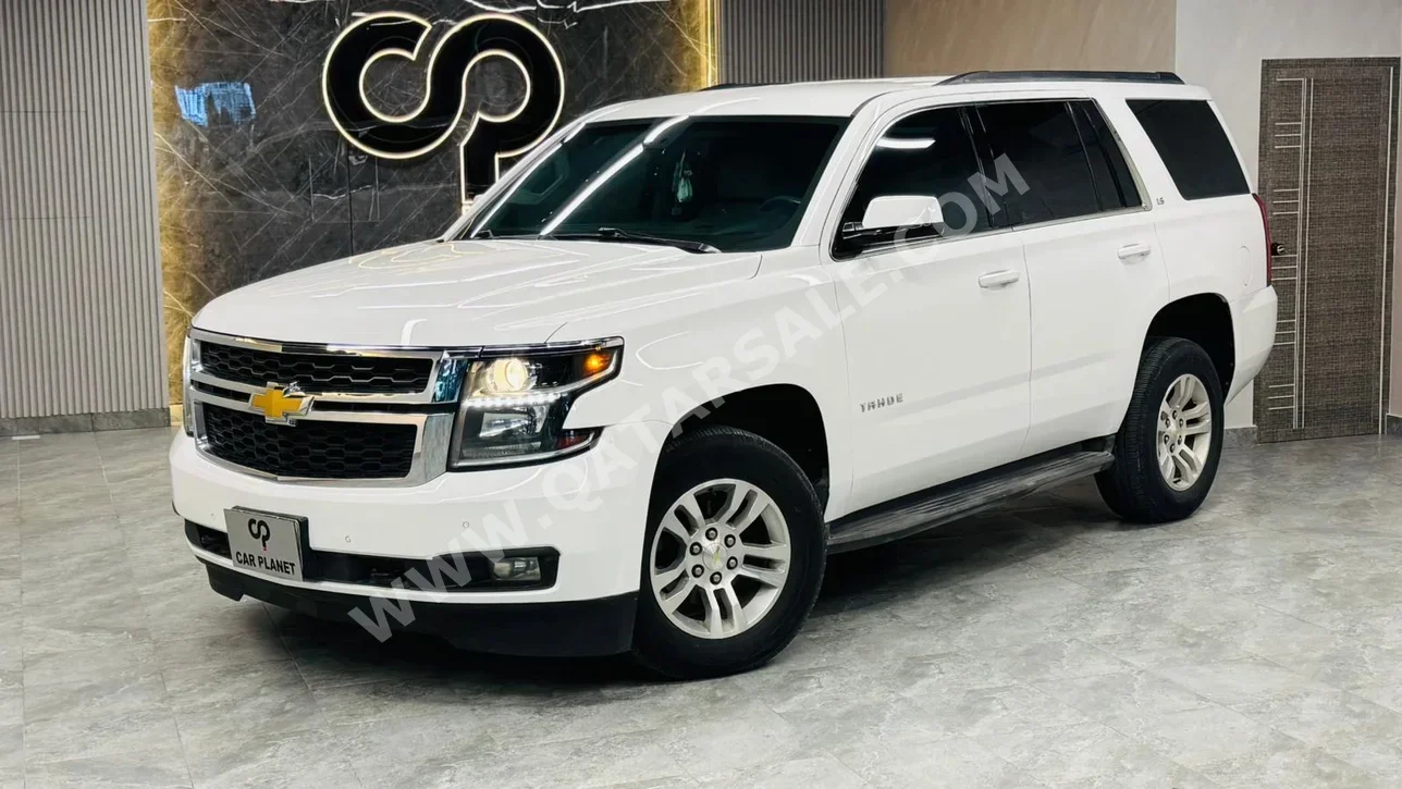 شفروليه  تاهو  إل إس  2015  اوتوماتيك  294,000 كم  8 سلندر  دفع خلفي  اس يو في  أبيض