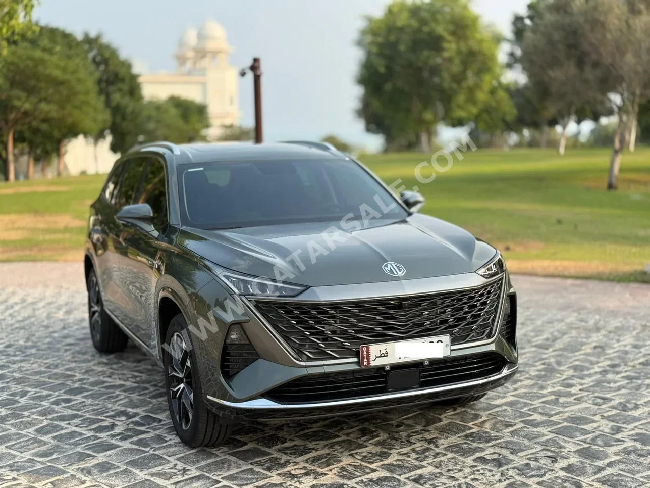 ام جي ار اكس 9 إس يو في 4 في 4 أخضر 2026