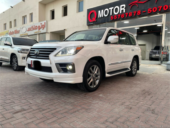 Lexus  LX  570  2014  Automatic  91,000 Km  8 Cylinder  Four Wheel Drive (4WD)  SUV  White