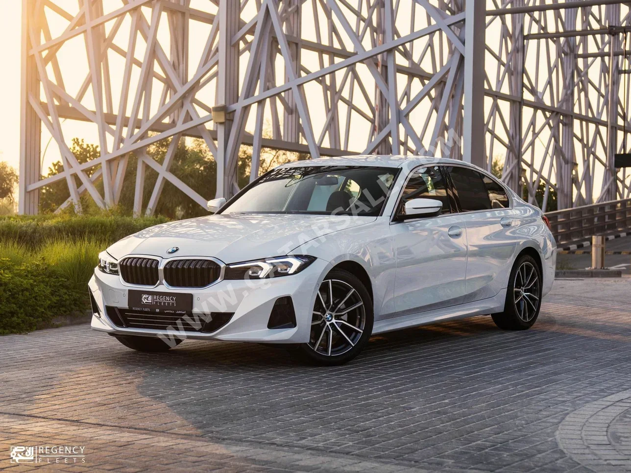 بي ام دبليو 320i 4 سلندر سيدان أبيض 2024