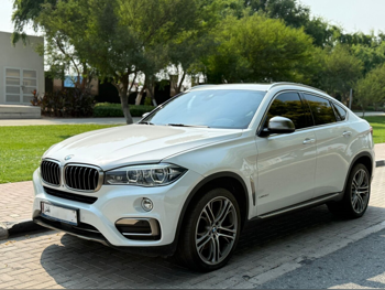 BMW  X-Series  X6  2016  Automatic  114,000 Km  8 Cylinder  Four Wheel Drive (4WD)  SUV  White