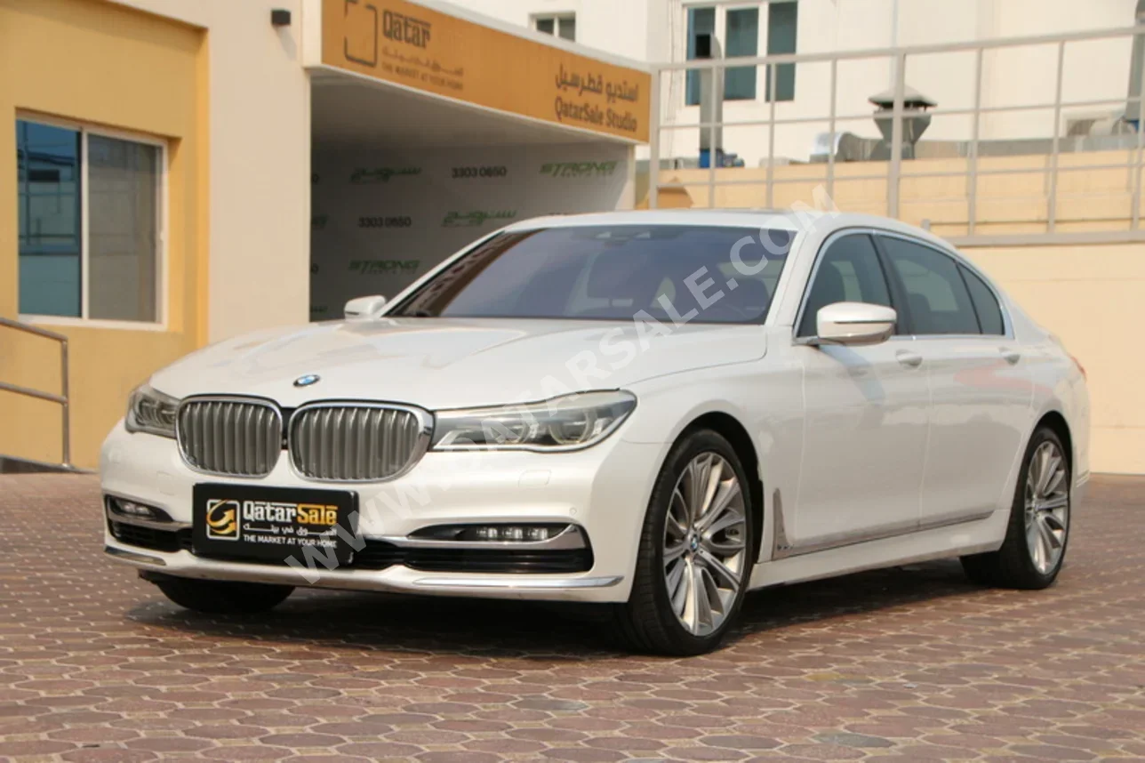 بي ام دبليو  الفئة - السابعة  740 Li  2016  اوتوماتيك  119,000 كم  6 سلندر  دفع خلفي  سيدان  أبيض