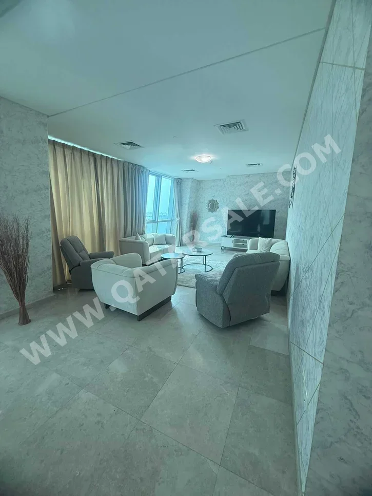 3 Bedrooms  Apartment  For Rent  in Doha -  The Pearl  Fully Furnished