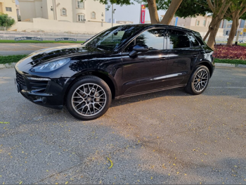 بورش  ماكان  اس  2015  اوتوماتيك  168,000 كم  6 سلندر  دفع رباعي  اس يو في  أسود