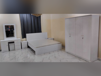 أطقم غرف نوم - طقم مكون من 4 قطع  - أبيض