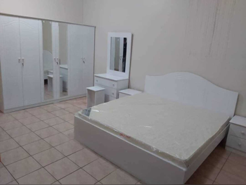 أطقم غرف نوم - طقم مكون من 4 قطع  - أبيض