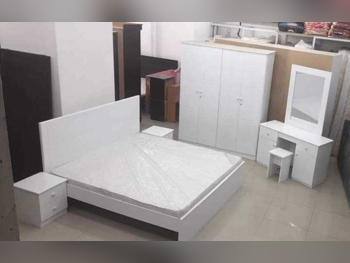 أطقم غرف نوم - طقم مكون من 4 قطع  - أبيض