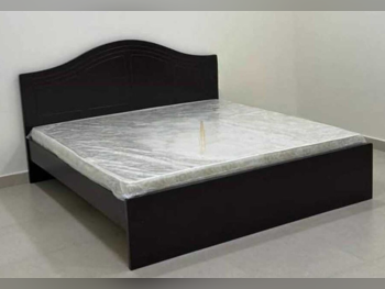 الأسّرة - كينج  - بنى  - متضمنة المرتبة