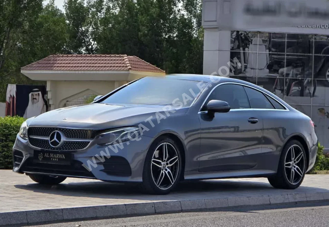 مرسيدس - بنز  اي - كلاس  200  2019  اوتوماتيك  78,000 كم  4 سلندر  دفع خلفي  سيدان  رمادي