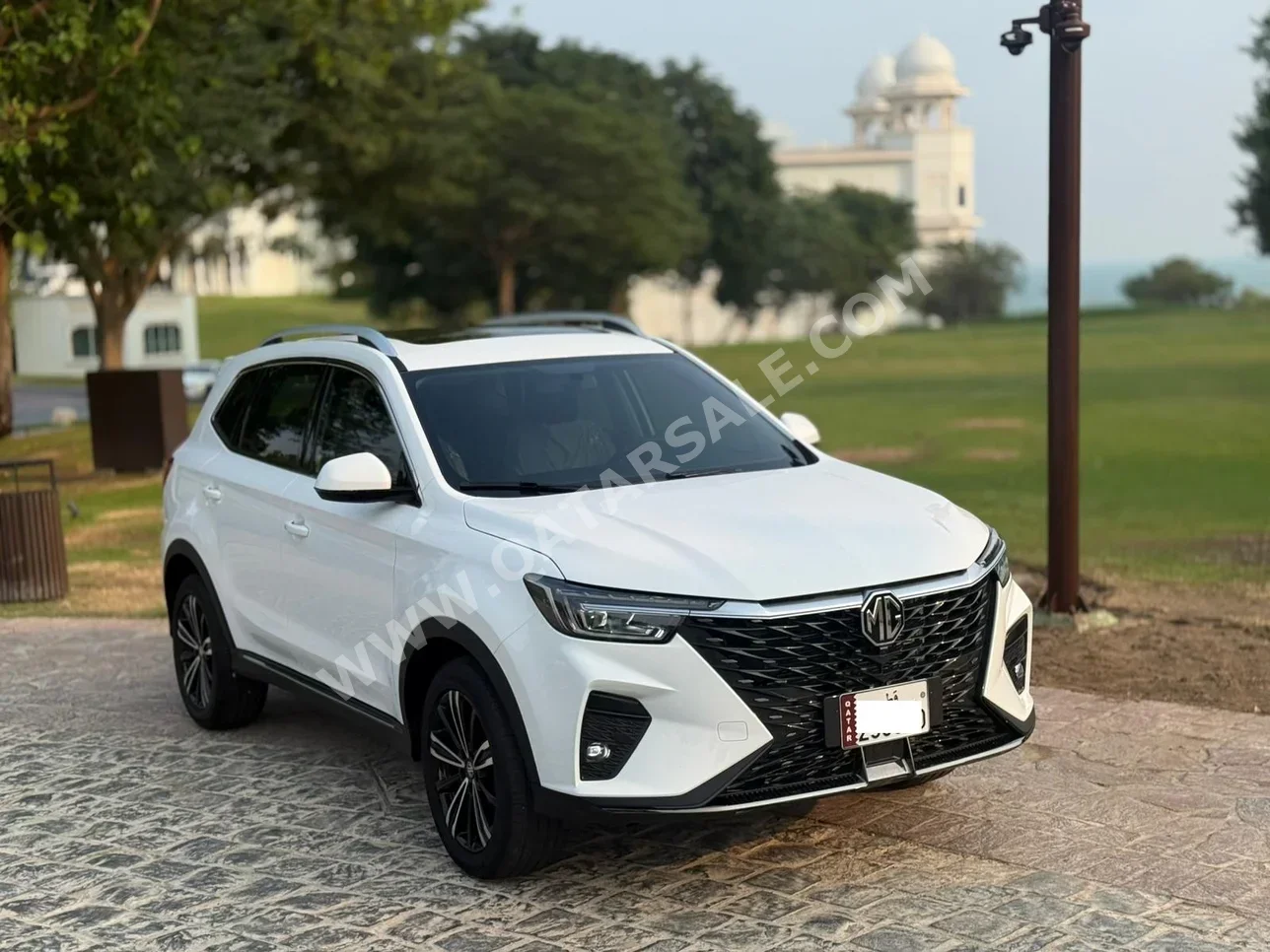 MG  RX5  SUV 4x4  White  2026