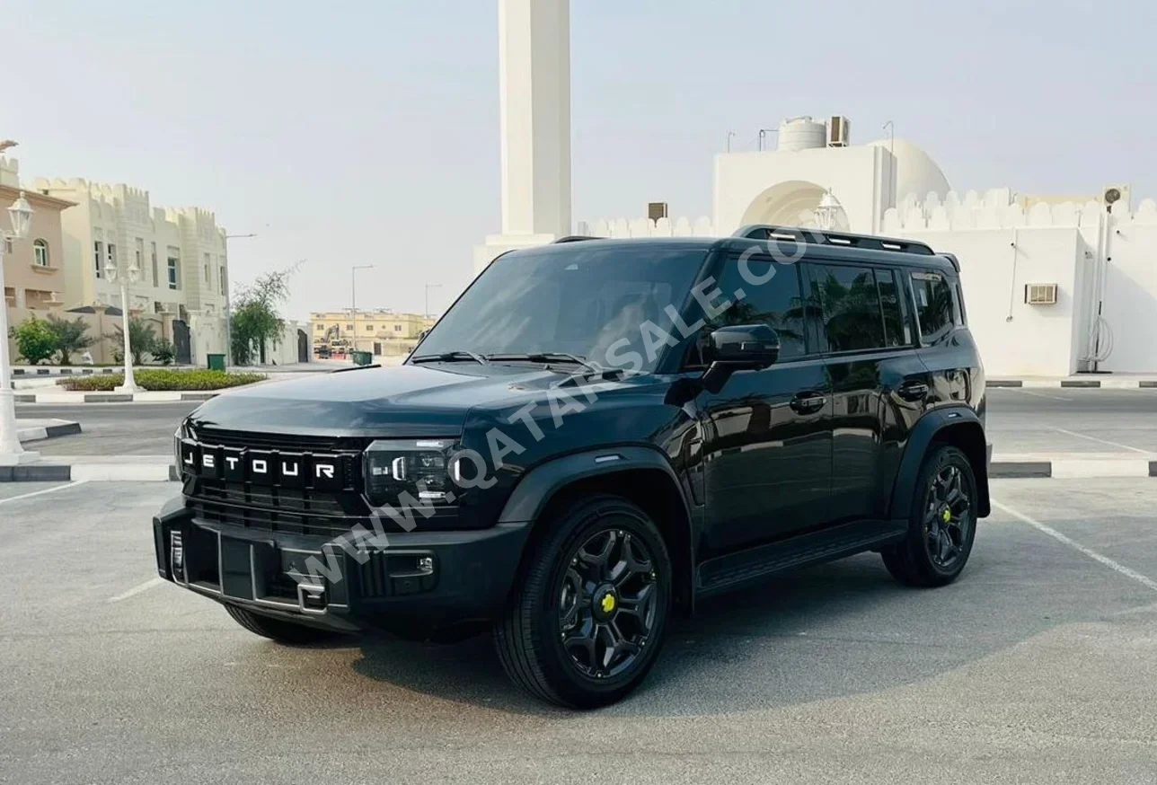 Jetour  T2  Luxury  2025  Automatic  29,000 Km  4 Cylinder  All Wheel Drive (AWD)  SUV  Black  With Warranty
