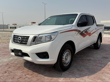 Nissan  Navara  SE  2019  Automatic  187,000 Km  4 Cylinder  Rear Wheel Drive (RWD)  Pick Up  White