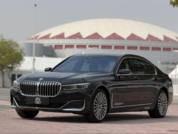 BMW  7-Series  730 Li  2021  Automatic  39,000 Km  6 Cylinder  Rear Wheel Drive (RWD)  Sedan  Black