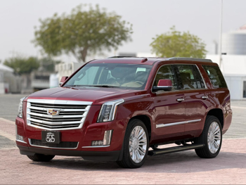 كاديلاك اسكيليد بلاتينيوم 2016 اوتوماتيك 132,000 كم 8 سلندر دفع كلي مستمر اس يو في عنابي