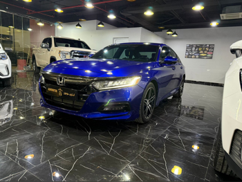 هوندا  اكورد  سبورت  2019  اوتوماتيك  151,000 كم  4 سلندر  سحب امامي  كوبيه \ سبورت  ازرق