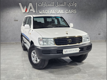 تويوتا  لاند كروزر  جي اكس ار  2000  عادي  550,000 كم  6 سلندر  دفع رباعي  اس يو في  أبيض