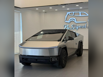 تسلا  سايبر تراك  فئة فاونديشن  2024  اوتوماتيك  800 كم  0 سلندر  دفع كلي مستمر  بيكب  سونيك تايتينيم