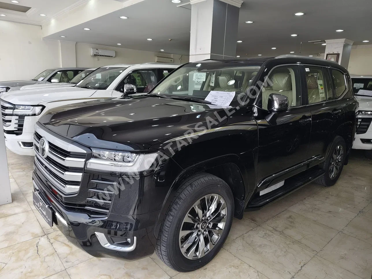 تويوتا  لاند كروزر  في اكس ار توين توربو  2025  اوتوماتيك  0 كم  6 سلندر  دفع رباعي  اس يو في  أسود  تحت الضمان