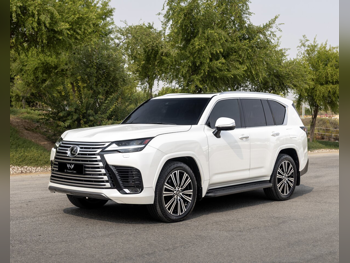 Lexus  LX  600 Luxury  2023  Automatic  62,000 Km  6 Cylinder  Four Wheel Drive (4WD)  SUV  White  With Warranty