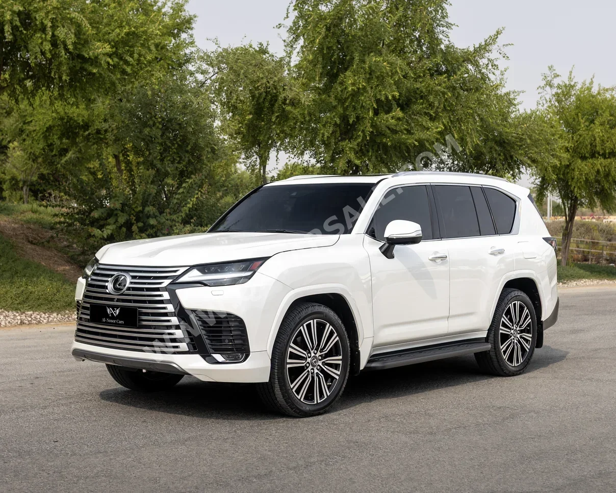 Lexus  LX  600 Luxury  2023  Automatic  62,000 Km  6 Cylinder  Four Wheel Drive (4WD)  SUV  White  With Warranty