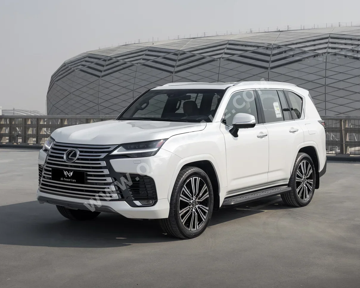 Lexus  LX  600 Luxury  2024  Automatic  14,000 Km  6 Cylinder  Four Wheel Drive (4WD)  SUV  White  With Warranty