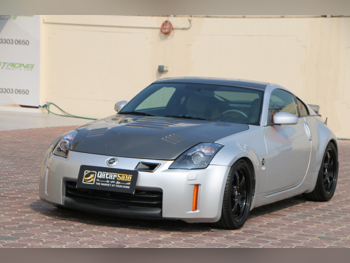 نيسان  زد  350  2007  عادي  151,000 كم  6 سلندر  دفع خلفي  كوبيه \ سبورت  فضي