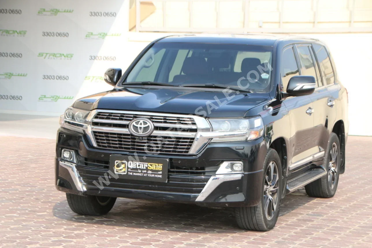 تويوتا  لاند كروزر  جي اكس ار - غراند تورينغ  2021  اوتوماتيك  218,000 كم  8 سلندر  دفع رباعي  اس يو في  أسود